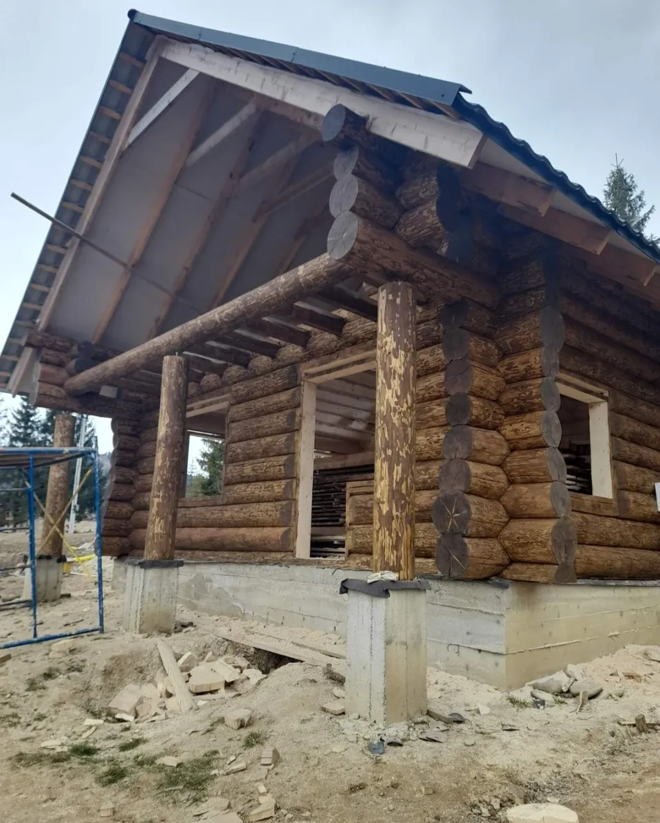 Postavený srub