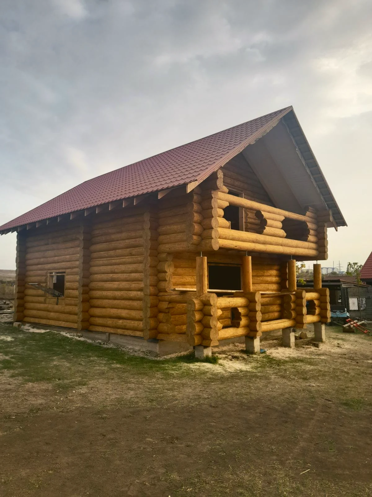 Збудований зруб